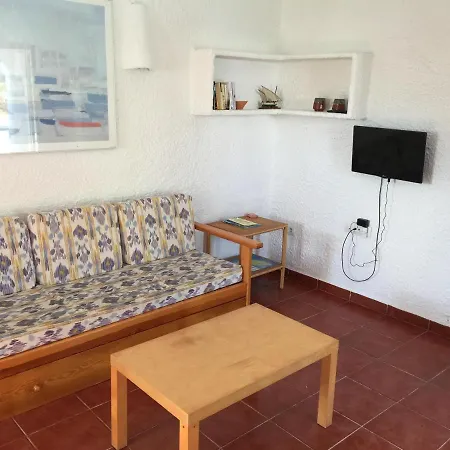 Casa de Férias Monsines Villas 1 *