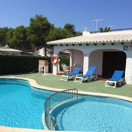 Monsines Villas 1 *